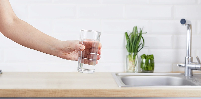 Uzdatnianie wody – na czym polega i dlaczego warto?